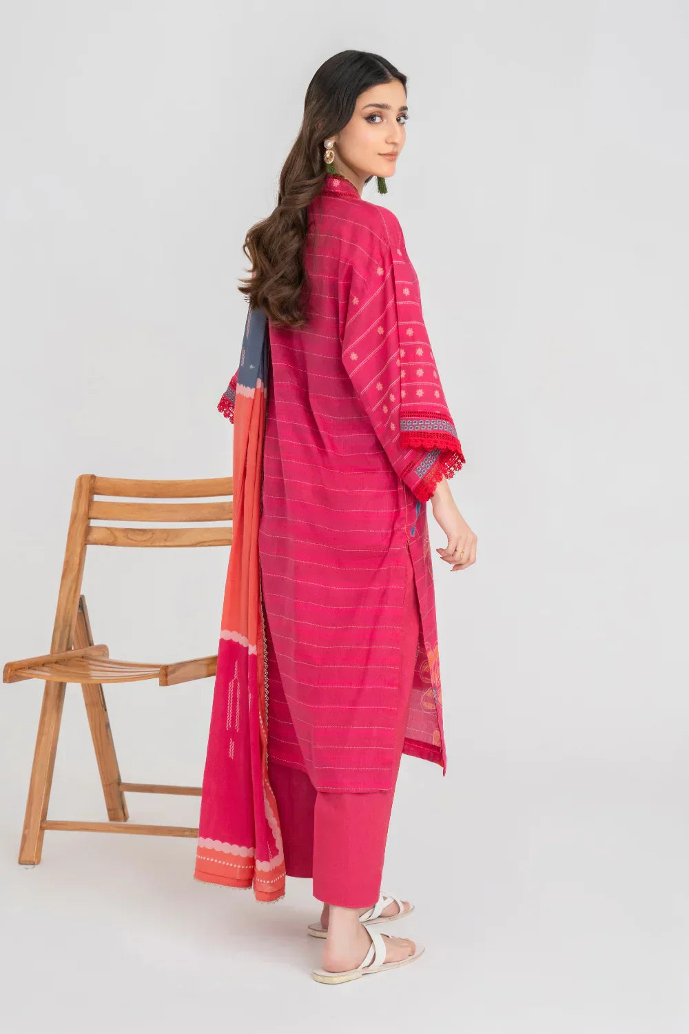 Ittehad | Printed Lawn 24 | IP3P01-3PS-DPK - House Of Anaya