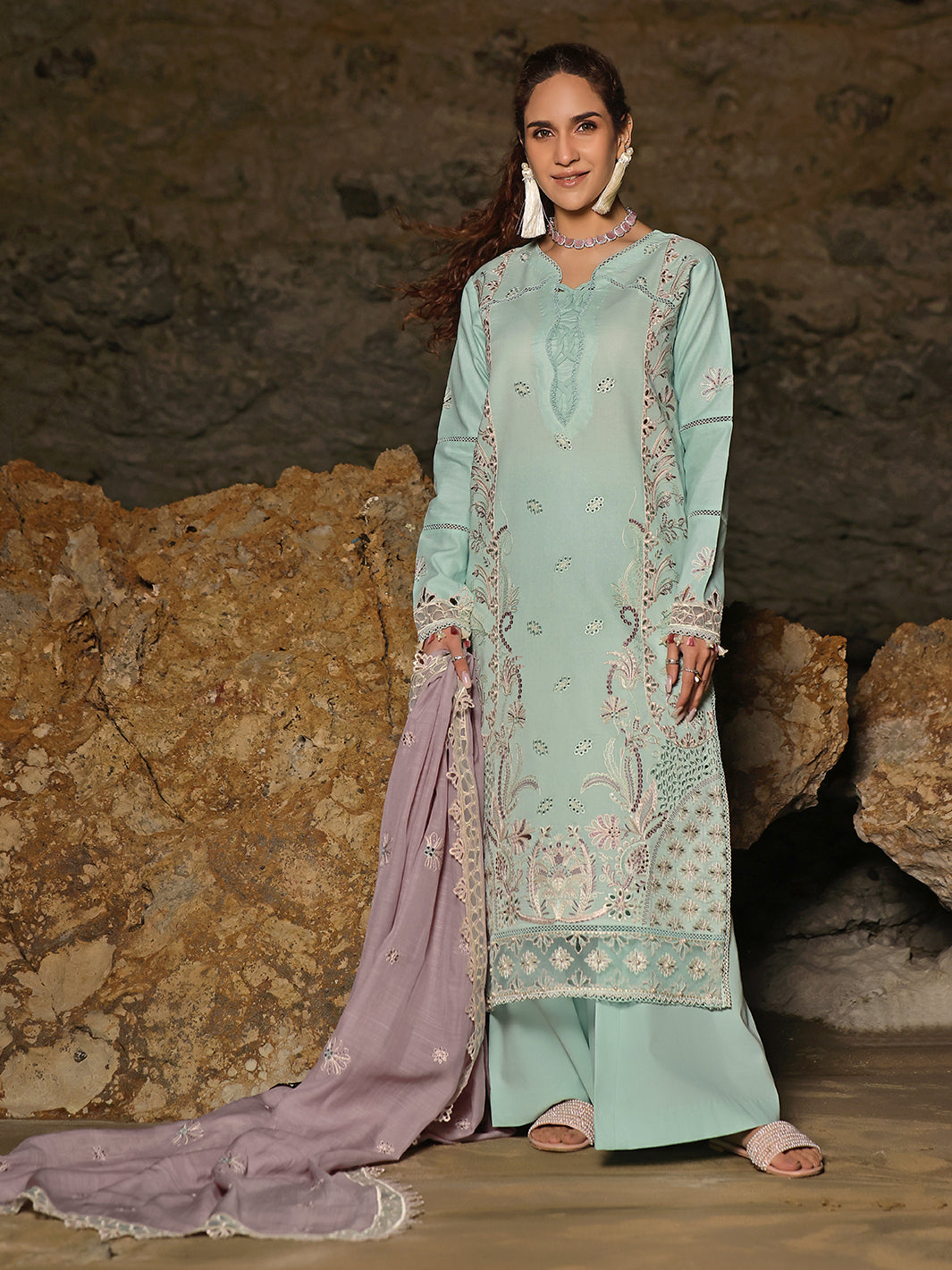 Izel | Saahil Signature Lawn 24 | ZAIB - House Of Anaya