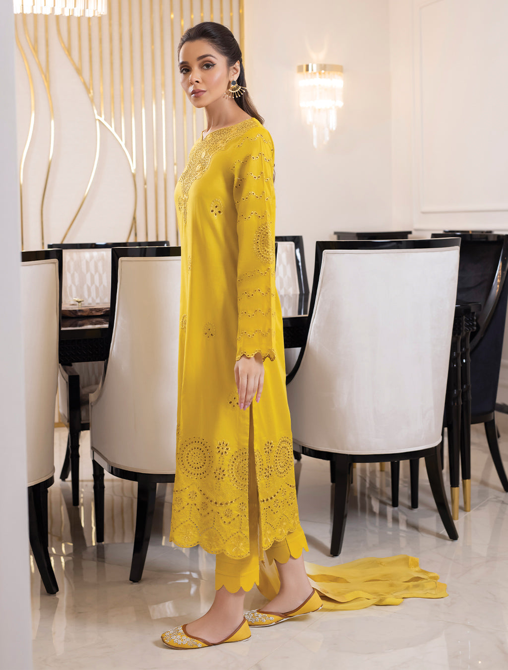 Iznik | Lawnkari 24 | UE-141 EPHEMERAL - House Of Anaya