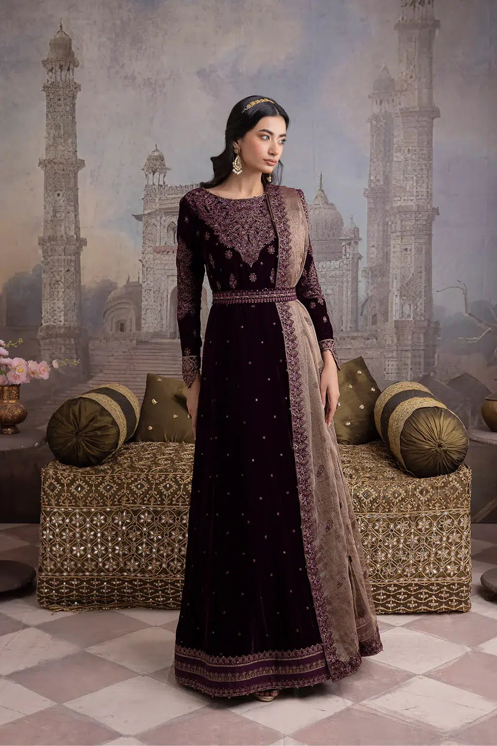 Iznik | Festive Velvet 23 | IV-36 ELAHEH - House Of Anaya