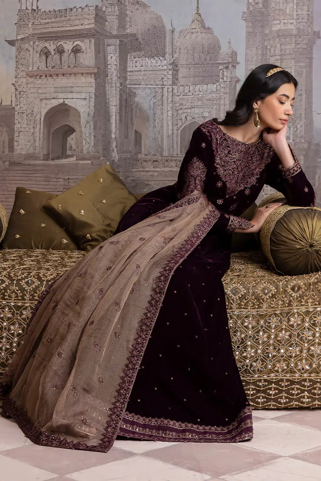 Iznik | Festive Velvet 23 | IV-36 ELAHEH - House Of Anaya