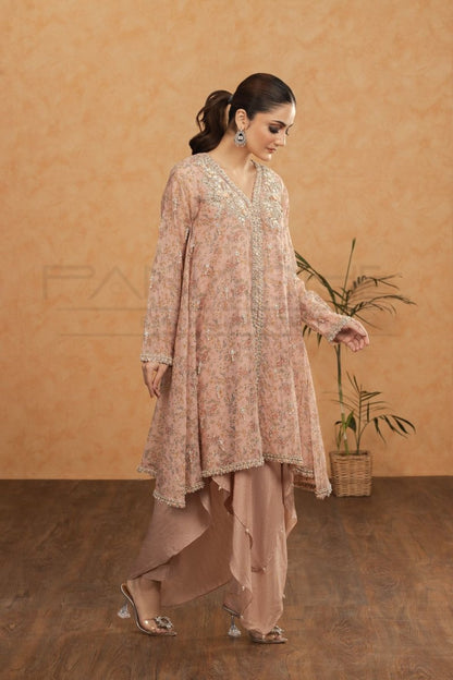 Panache | Pret | Pink Chai