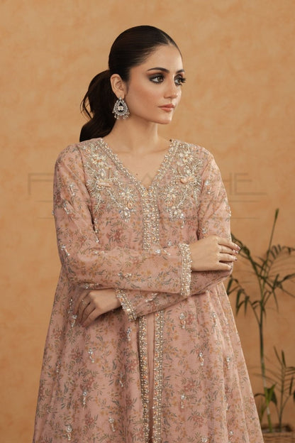 Panache | Pret | Pink Chai