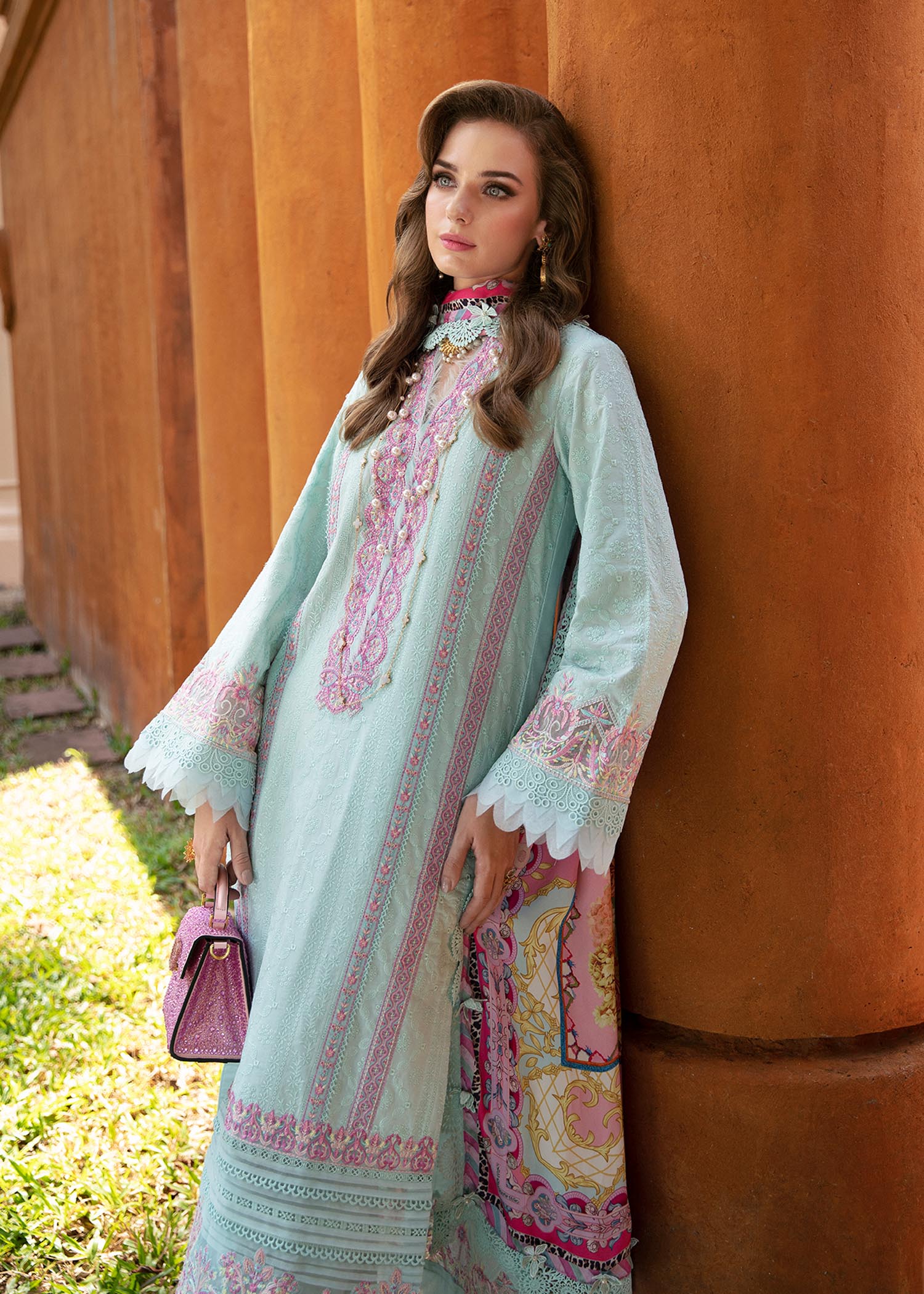 Kanwal Malik | Sareen Luxury Lawn 24 | Lilly - House Of Anaya
