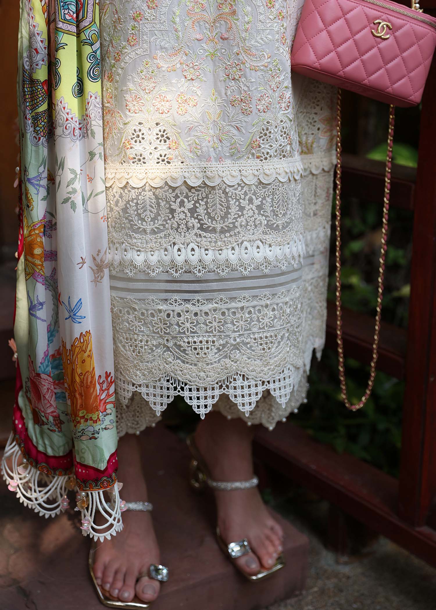 Kanwal Malik | Sareen Luxury Lawn 24 | Daisy - House Of Anaya