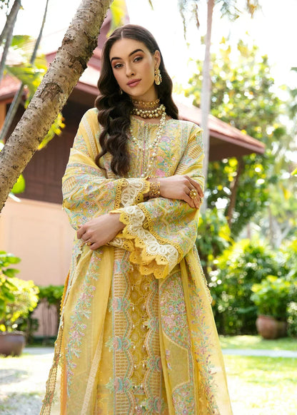Kanwal Malik | Sareen Luxury Lawn 24 | Vanessa - House Of Anaya