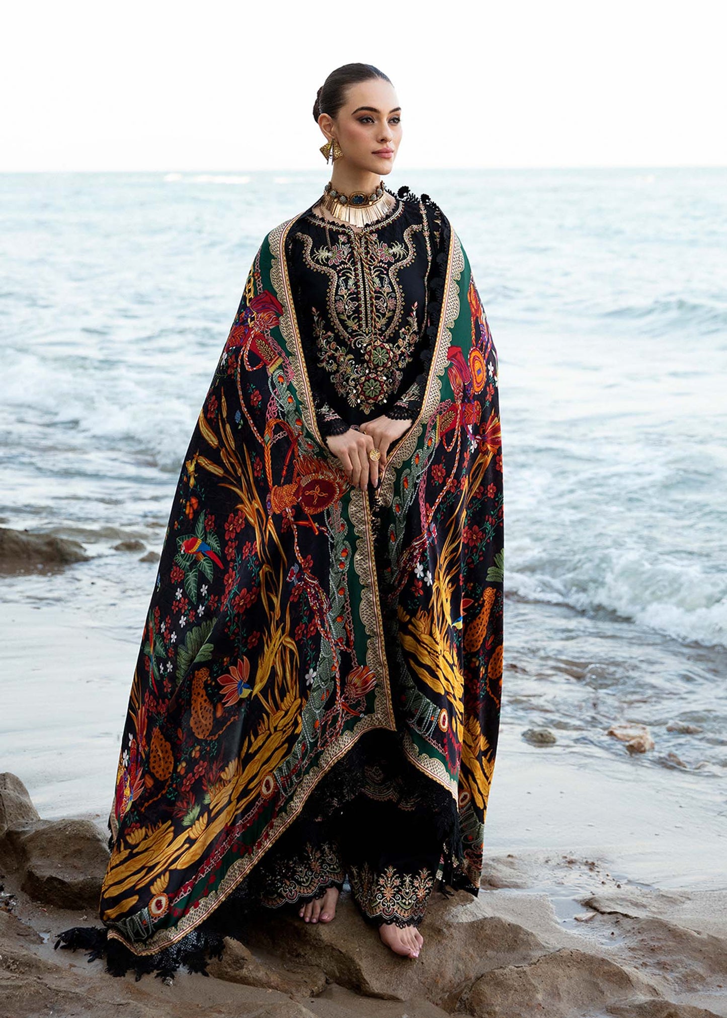 Kanwal Malik | Sareen Luxury Lawn 24 | Gloria - House Of Anaya