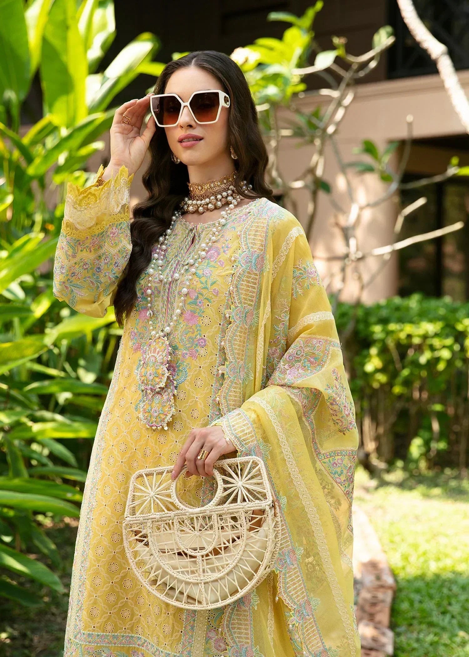 Kanwal Malik | Sareen Luxury Lawn 24 | Vanessa - House Of Anaya