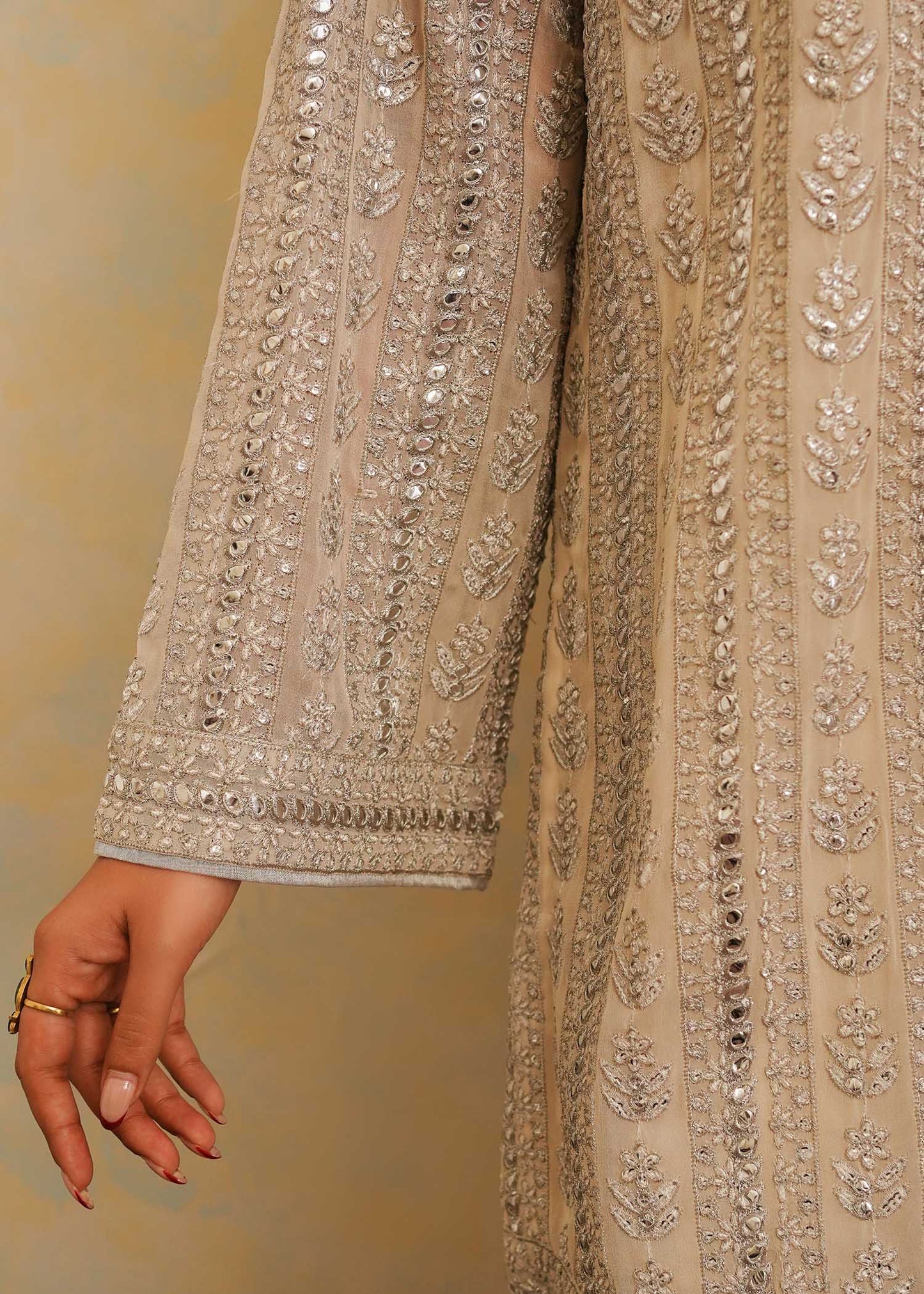 Mahgul | Eid Edit 2024 | Crushed Silver - House Of Anaya