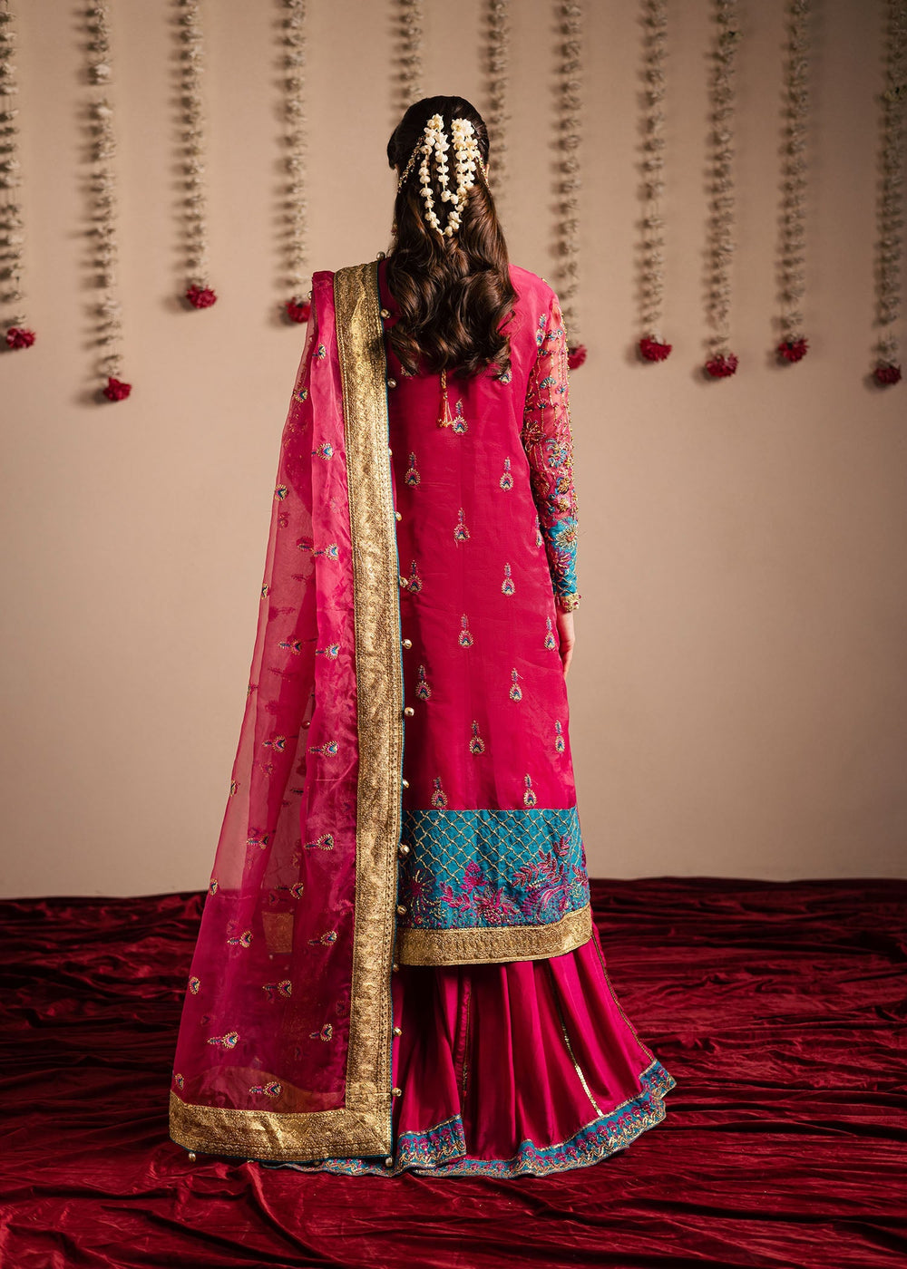 Maria Osama Khan | Jhil Mil Wedding Festive | Gulaboo -
Maria Osama