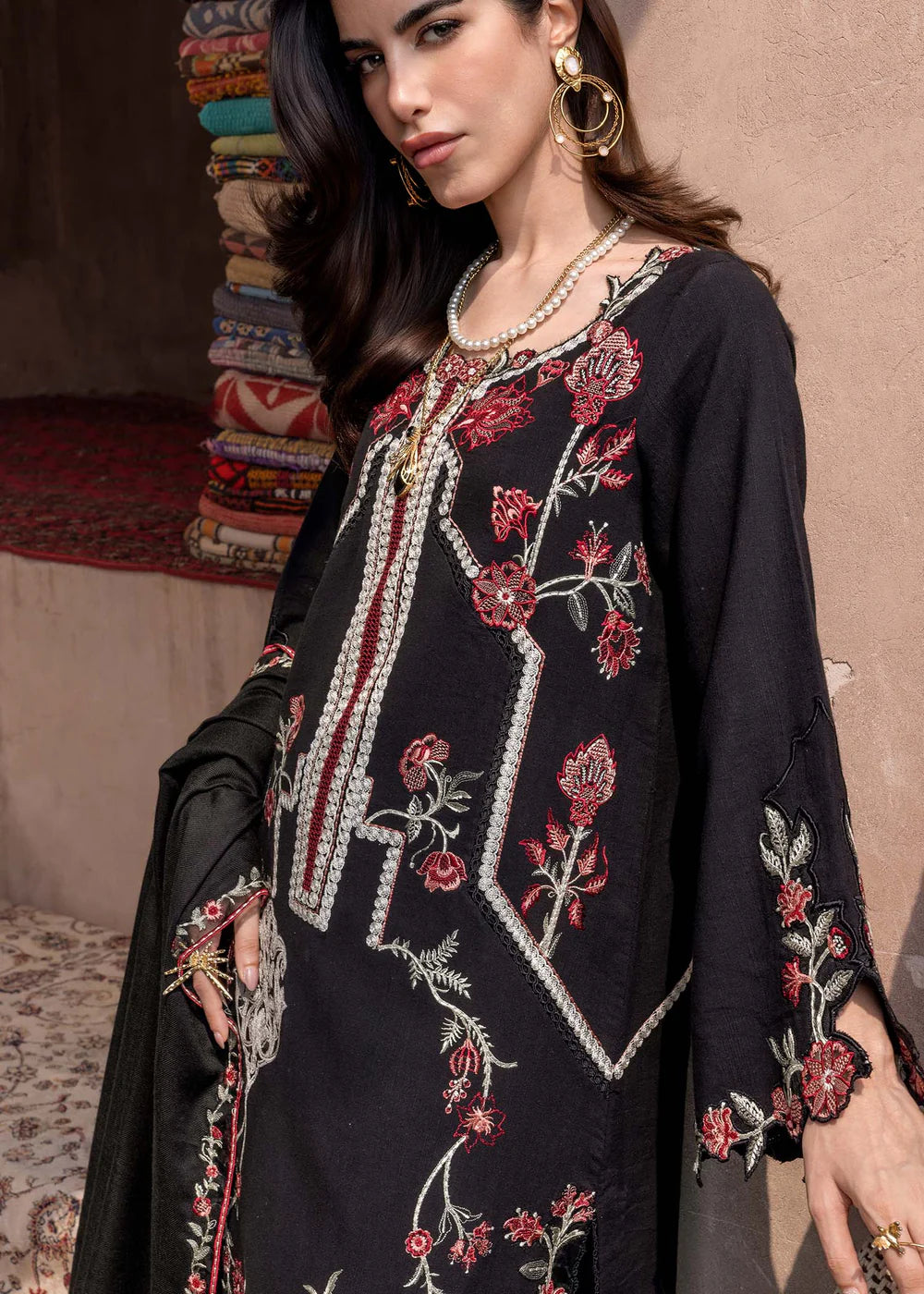 Saira Shakira | Winter 25 | CYRA 6-A