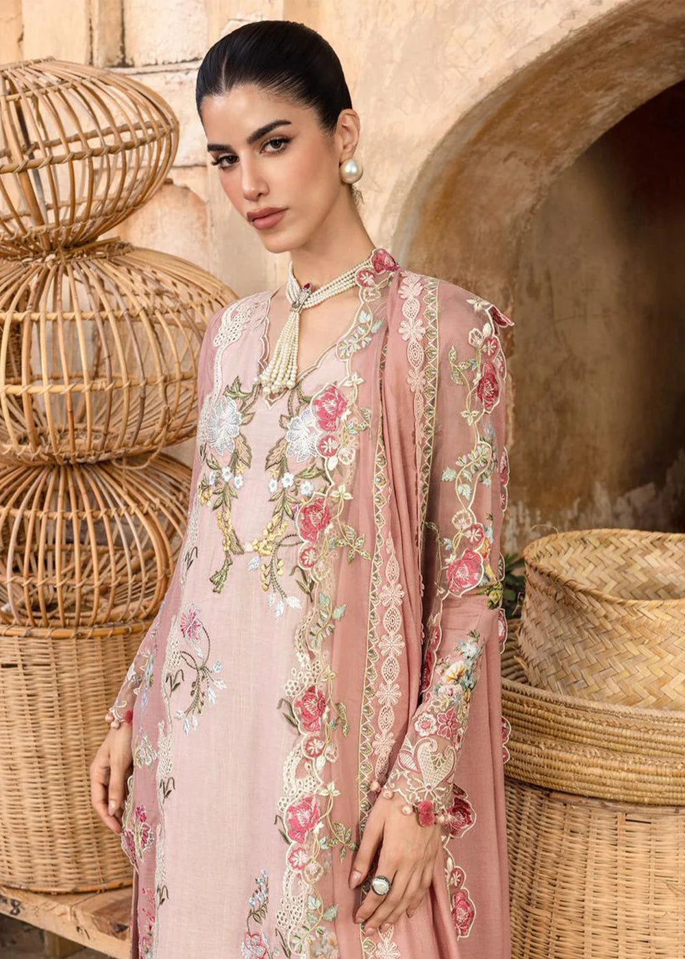 Saira Shakira | Winter 25 | ESMAE 3-A