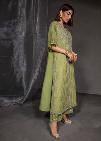 Saira Shakira | Zarae Luxury Pret | Ivy