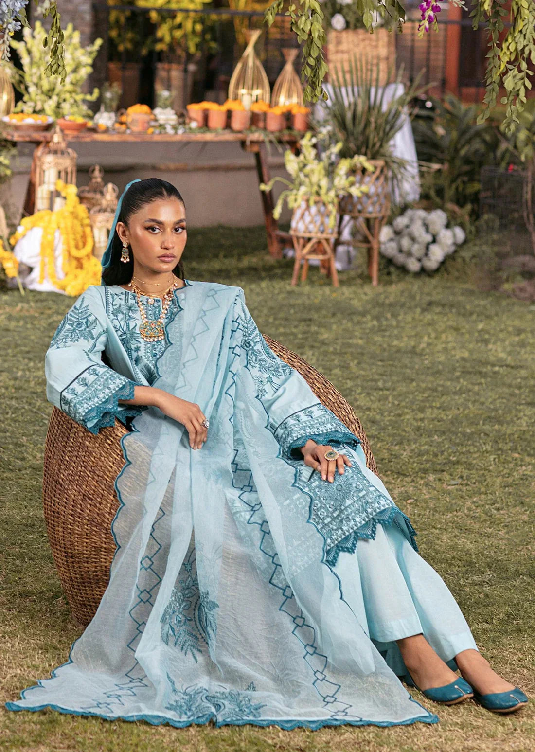 Mohagni | Muntazir Luxury Lawn 24 | CM-10 - House Of Anaya