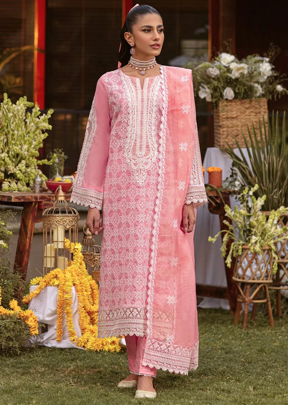 Mohagni | Muntazir Luxury Lawn 24 | MGZ-12 - House Of Anaya