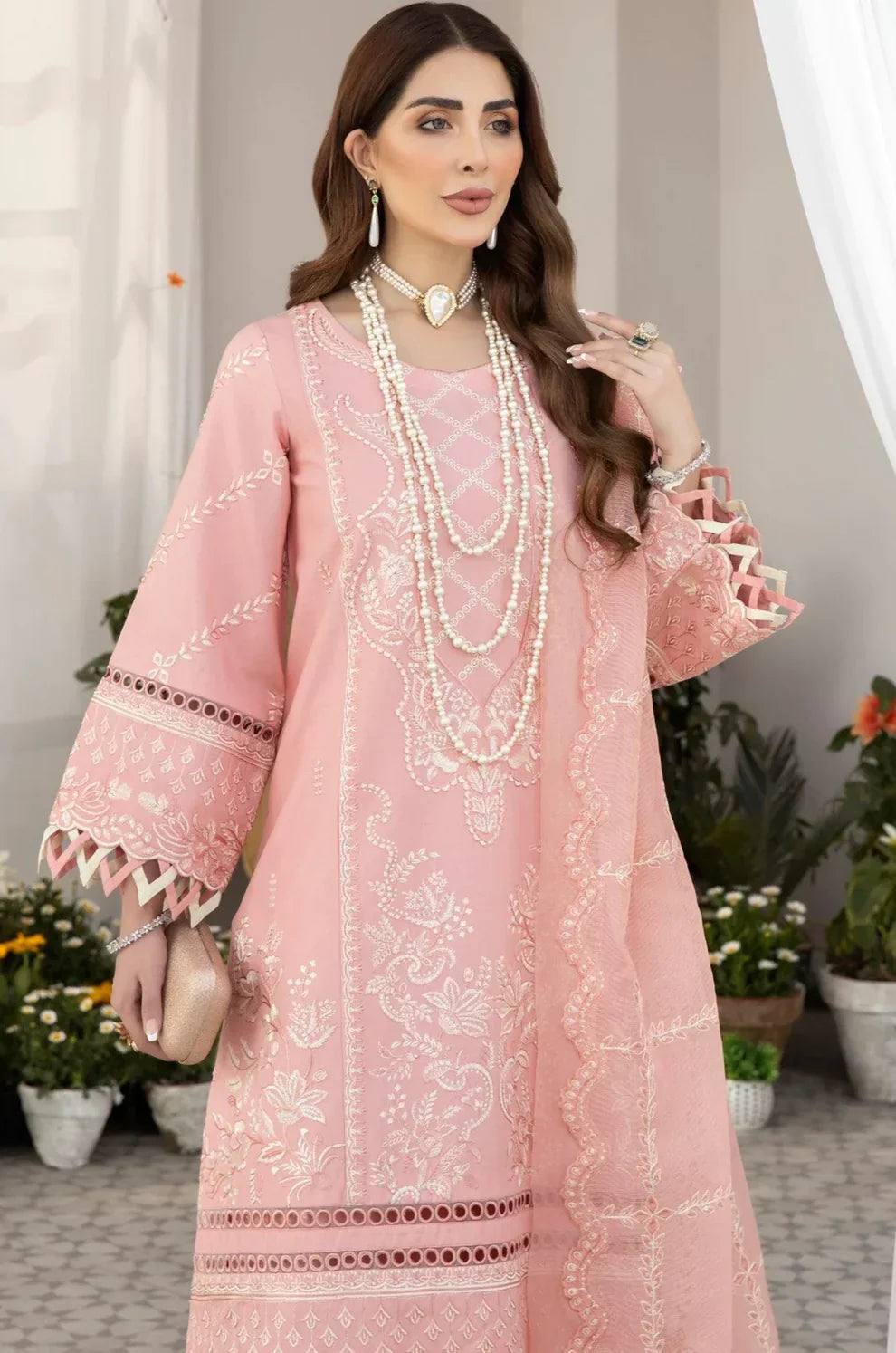Mohagni | Muntazir Luxury Lawn 24 | AM-07 - House Of Anaya