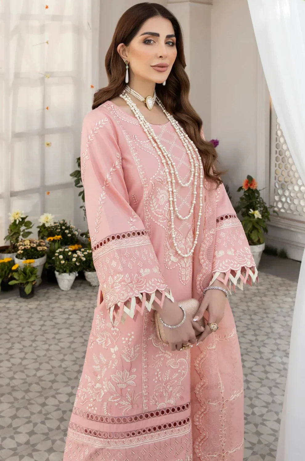 Mohagni | Muntazir Luxury Lawn 24 | AM-07 - House Of Anaya