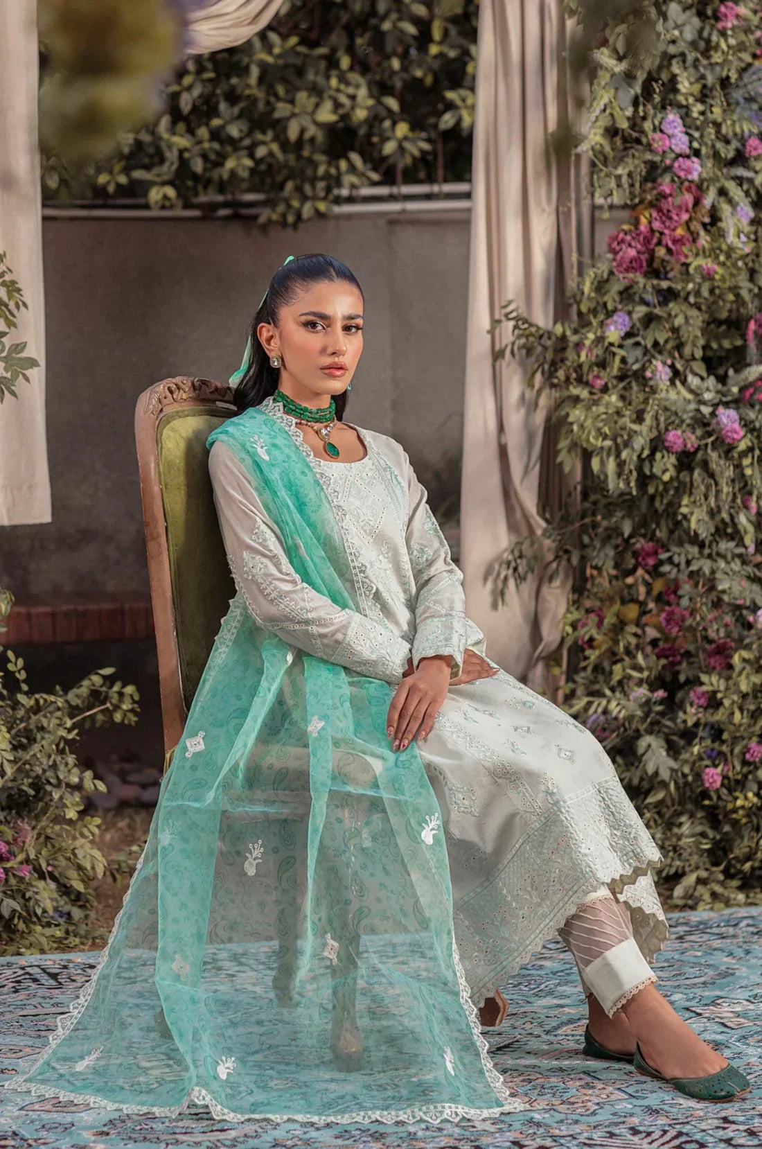 Mohagni | Muntazir Luxury Lawn 24 | CM-03 - House Of Anaya