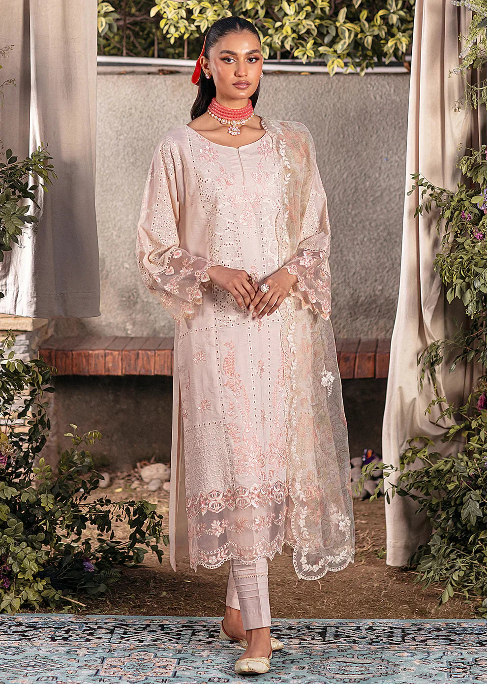 Mohagni | Muntazir Luxury Lawn 24 | CM-04 - House Of Anaya