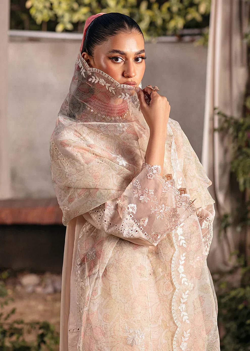 Mohagni | Muntazir Luxury Lawn 24 | CM-04 - House Of Anaya