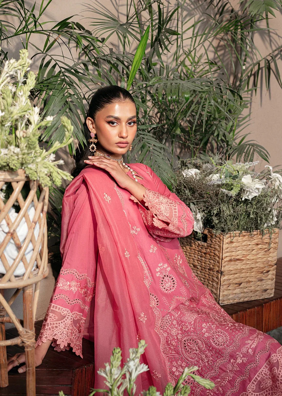 Mohagni | Muntazir Luxury Lawn 24 | CM-08 - House Of Anaya
