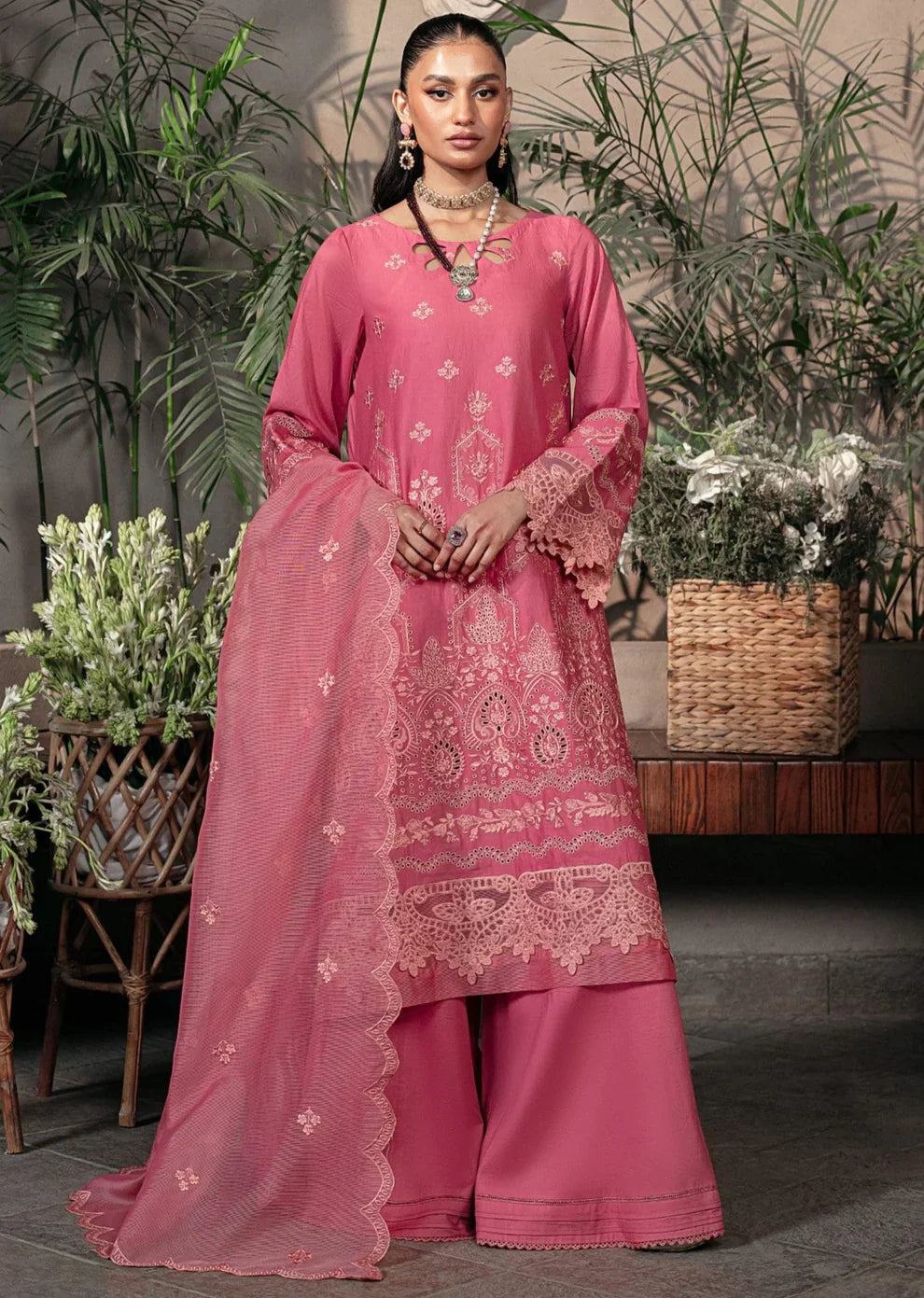 Mohagni | Muntazir Luxury Lawn 24 | CM-08 - House Of Anaya