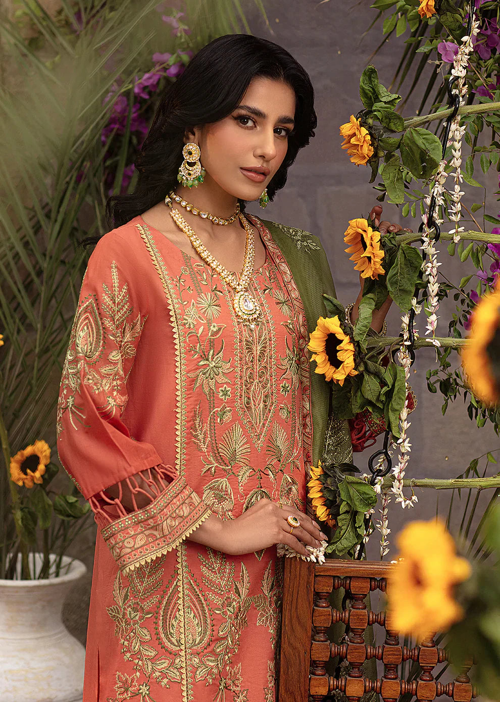 Mohagni | Muntazir Luxury Lawn 24 | CM-09 - House Of Anaya