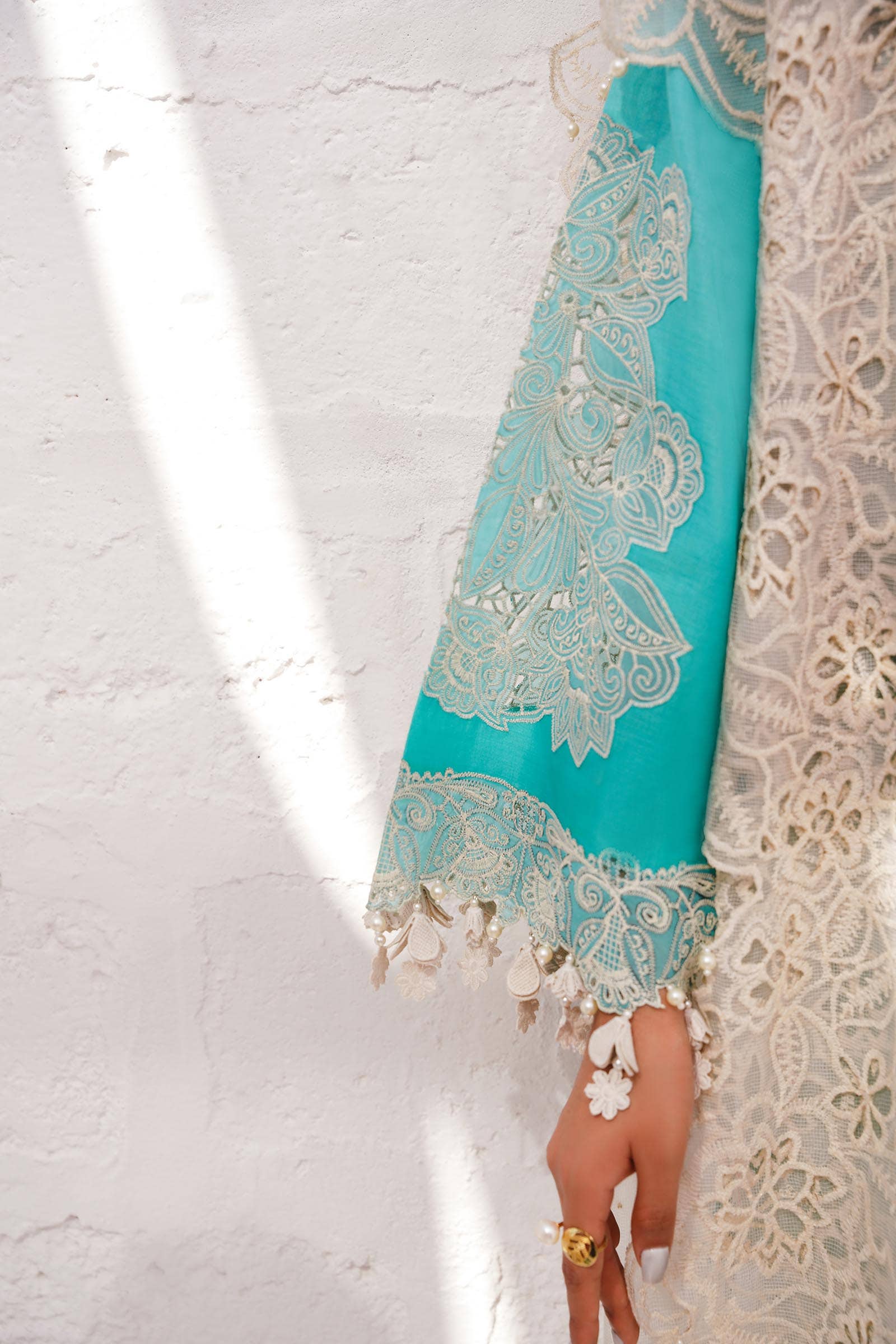 Sana Safinaz | Muzlin Spring 24 | M241-017B-CW - House Of Anaya