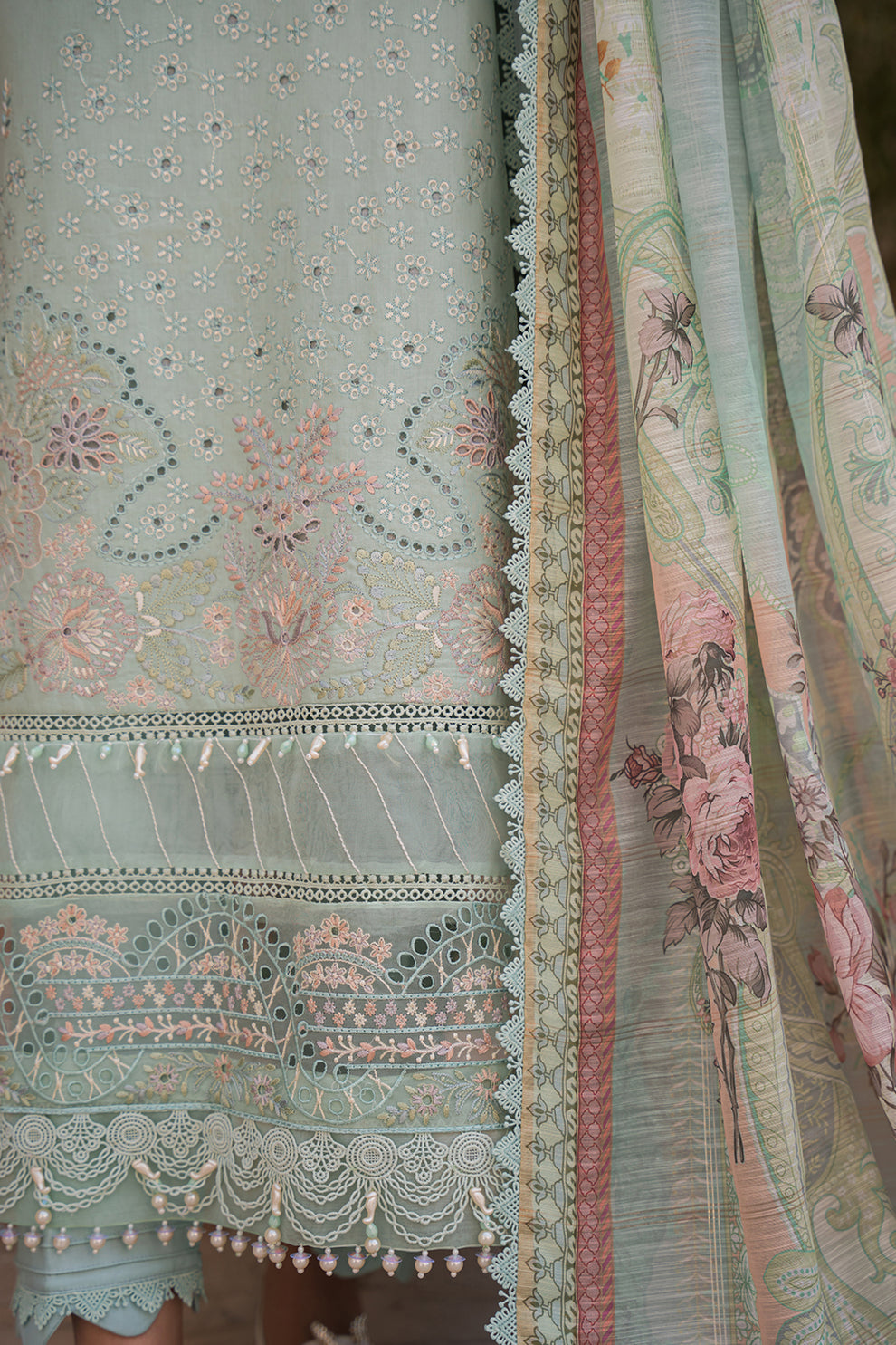 Neeshay | Symphony Luxury Lawn 24 | Melody - House Of Anaya