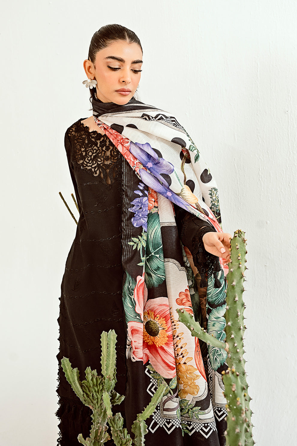 Neeshay | Zoella Lawn Collection | Amara - House Of Anaya