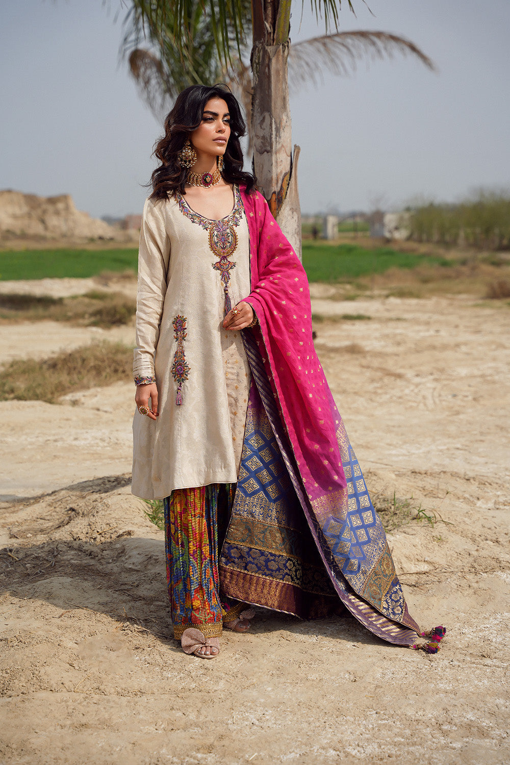 Nilofer Shahid | Verve Summer 24 | Verena (3pc)  Verve SS 24 - House Of Anaya