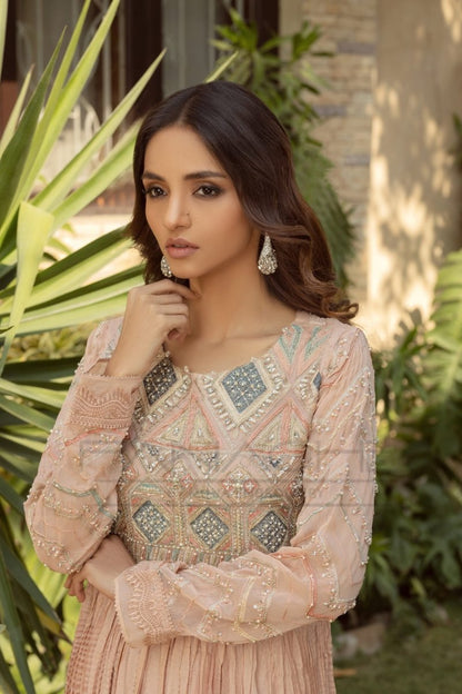 Panache | Pret | Peachy Suave