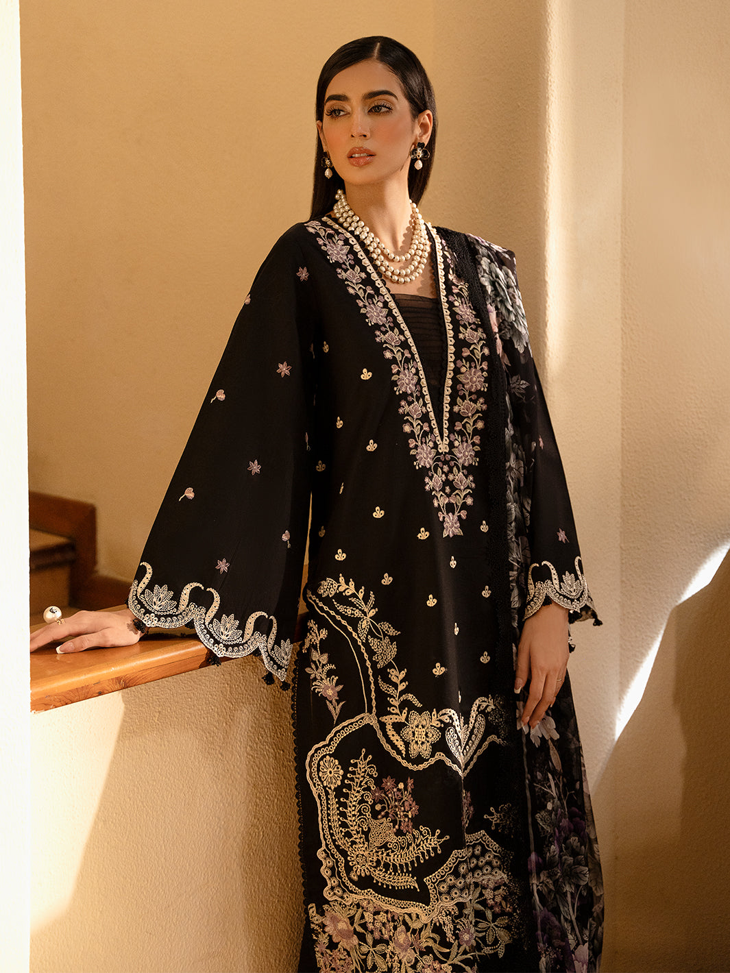 Izel | Dastak Luxury Lawn | QALAH - House Of Anaya