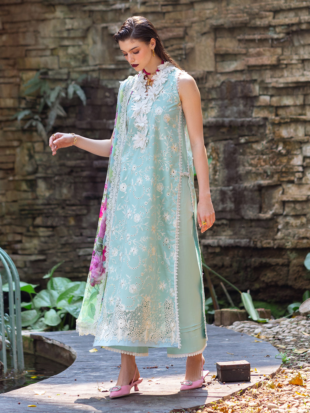 Roheenaz | Dahlia Embroidered Lawn 24 | Zinnia - House Of Anaya