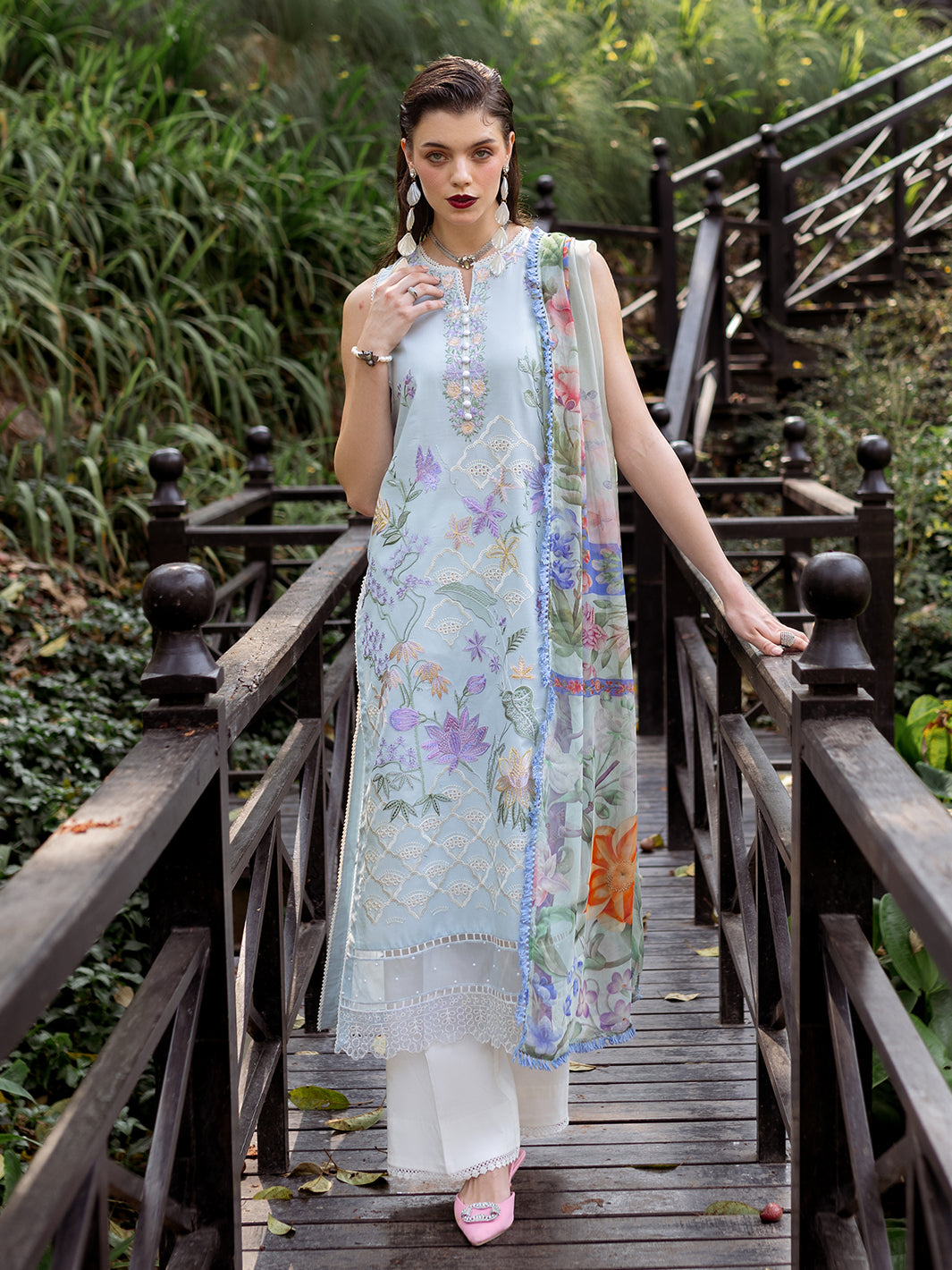 Roheenaz | Dahlia Embroidered Lawn 24 | Daisy - House Of Anaya