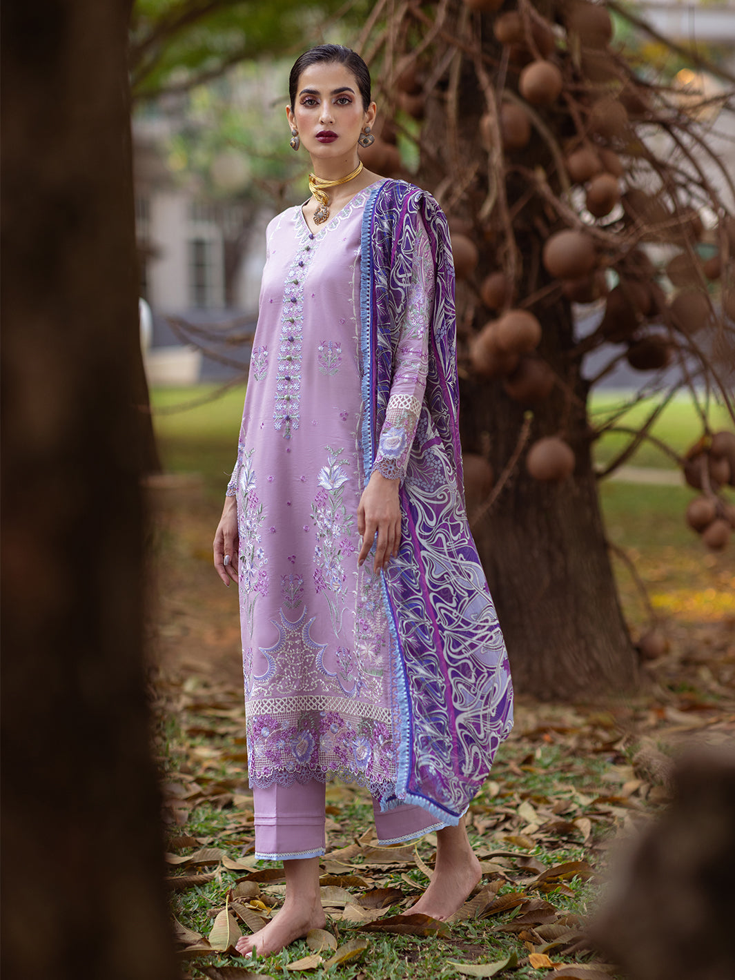 Roheenaz | Dahlia Embroidered Lawn 24 | Hyacinth - House Of Anaya