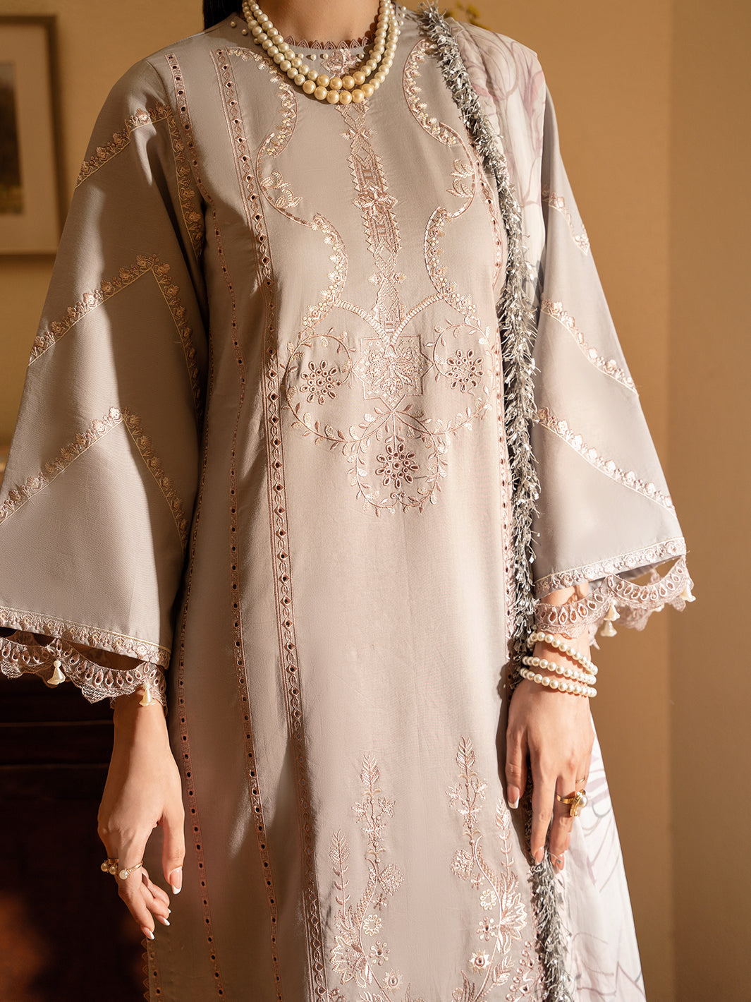 Izel | Dastak Luxury Lawn | SAAYE - House Of Anaya