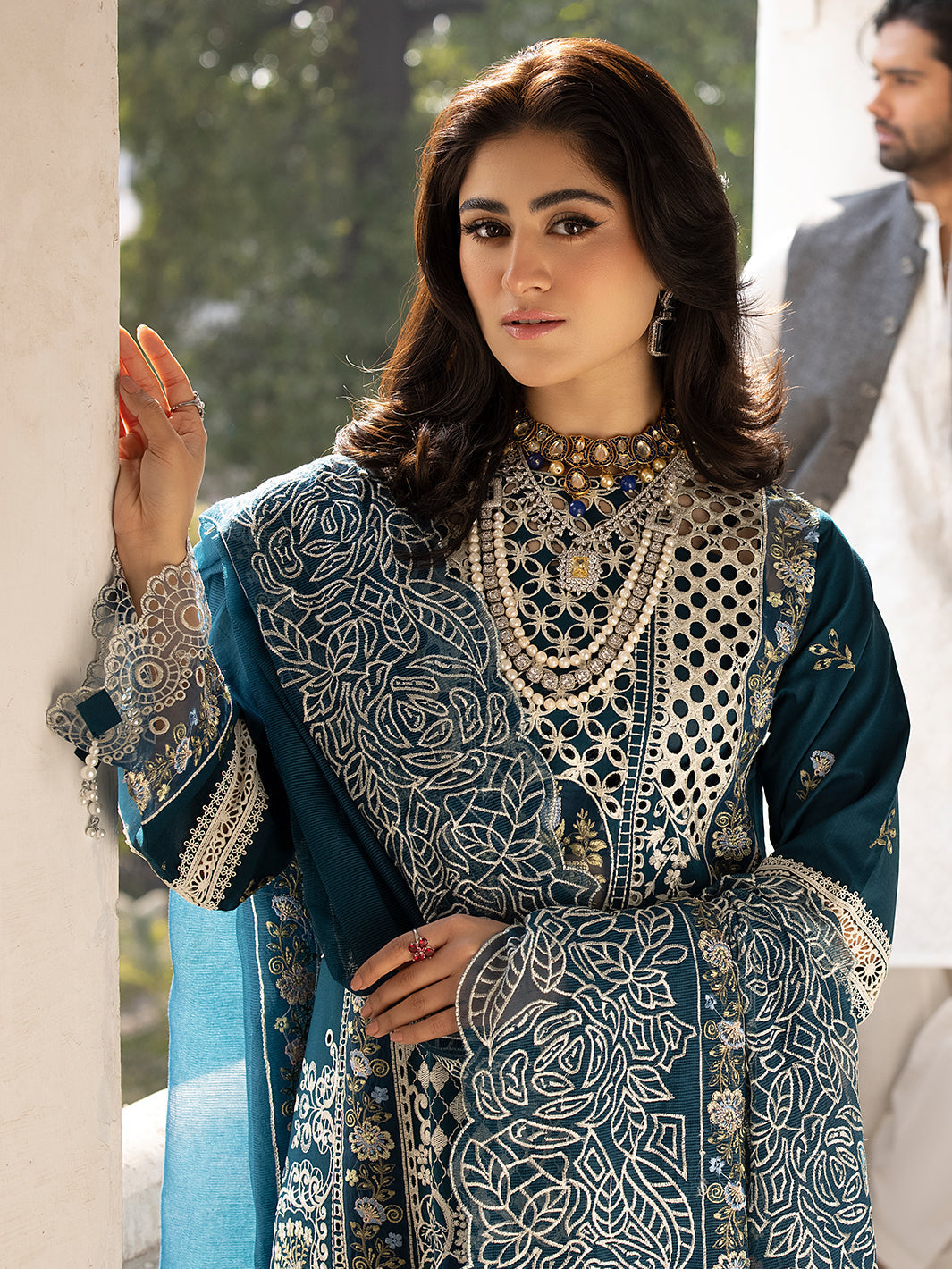 Mahnur | Mahrukh Luxury Lawn 24 | SERENE - House Of Anaya