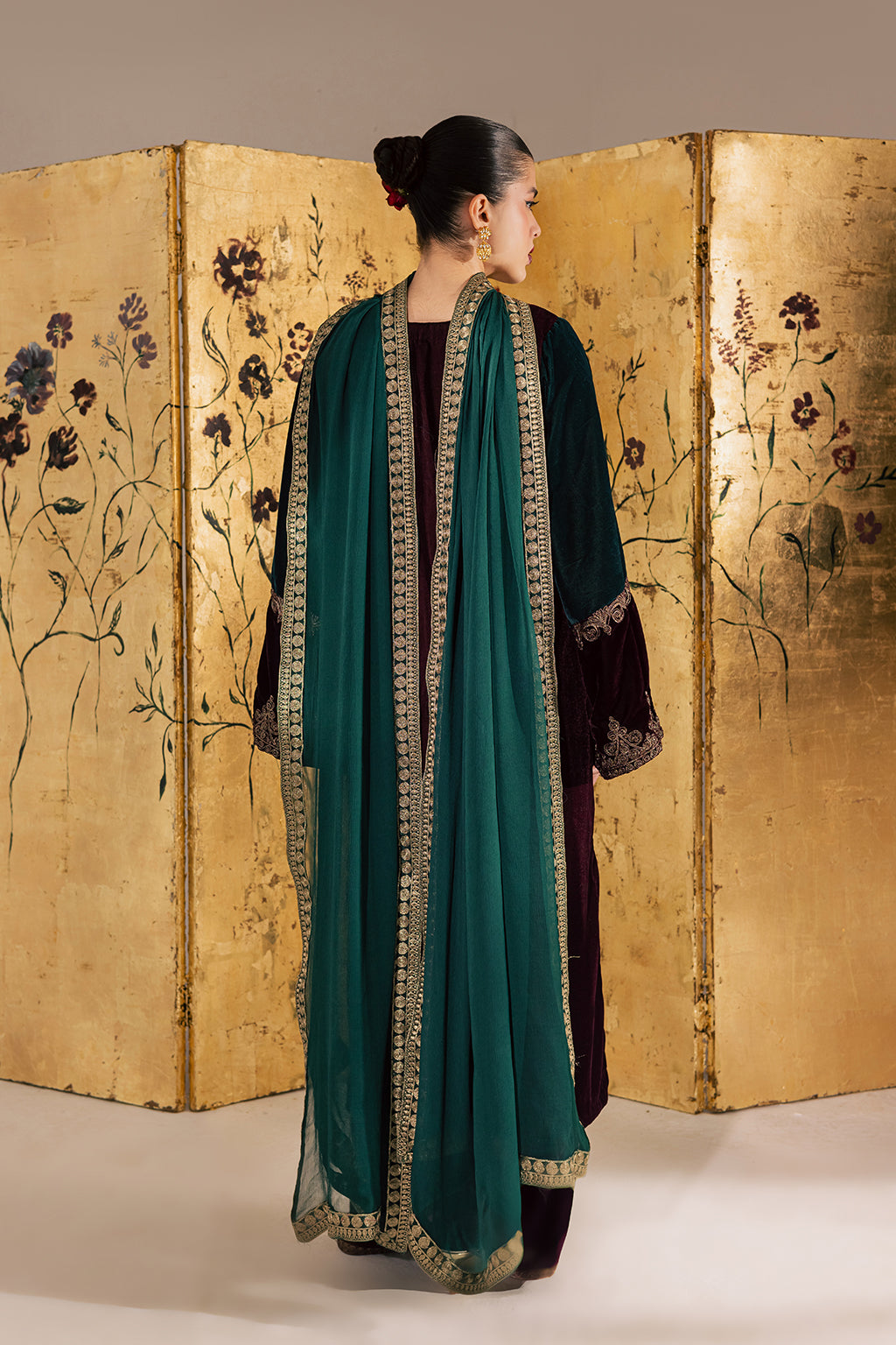 Vanya | Velvet Muse | KV-58