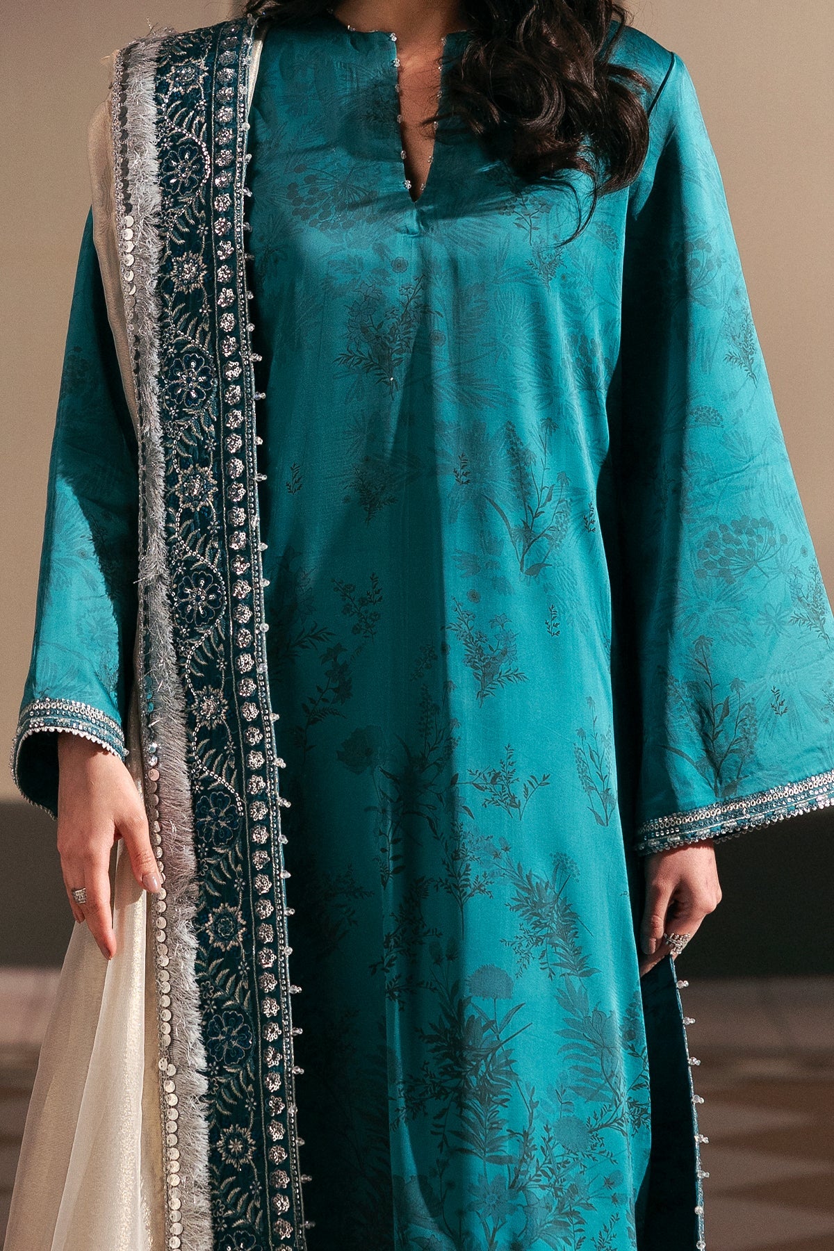 Afrozeh | Silk Muse 26 | Veloural - Image 3