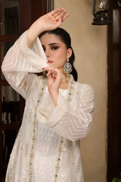 Panache | Pret | White Grace