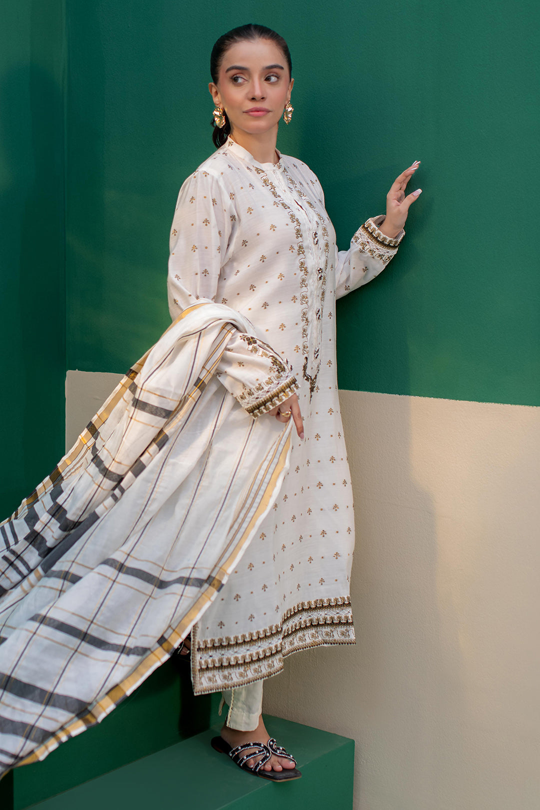 Zellbury | Summer Pret | Embroidered Kurta Dupatta - 1978 - Libasekhas