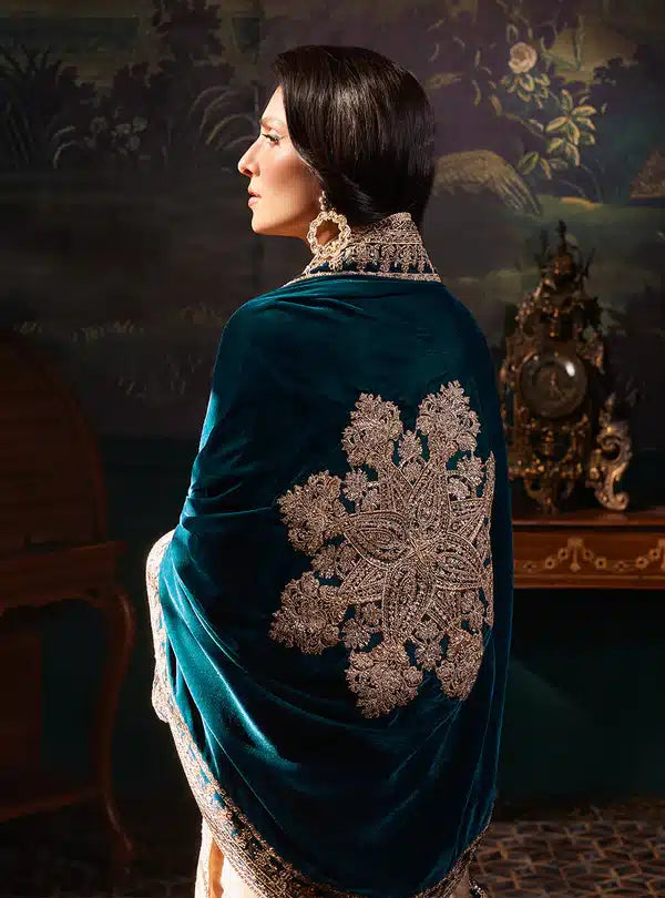 Zainab Chottani | Luxury Velvet Collection 23 | Amber - House Of Anaya