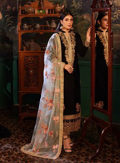 Zainab Chottani | Luxury Velvet Collection 23 | Andleep - House Of Anaya