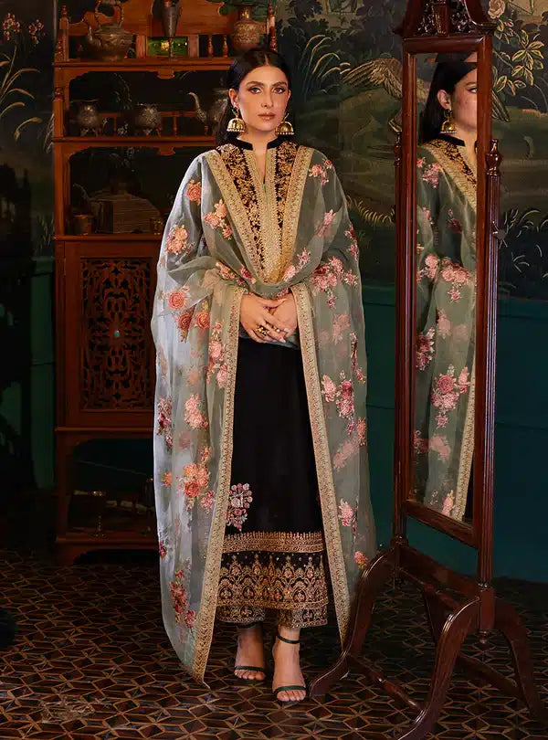 Zainab Chottani | Luxury Velvet Collection 23 | Andleep - House Of Anaya