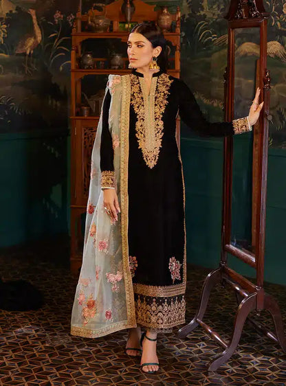 Zainab Chottani | Luxury Velvet Collection 23 | Andleep - House Of Anaya