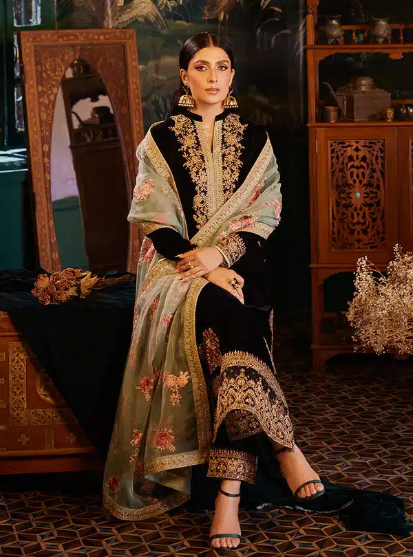 Zainab Chottani | Luxury Velvet Collection 23 | Andleep - House Of Anaya