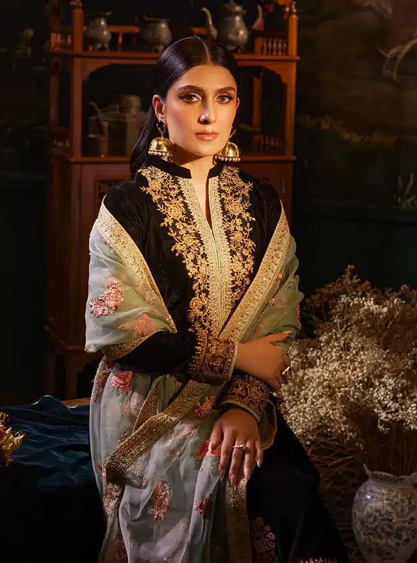 Zainab Chottani | Luxury Velvet Collection 23 | Andleep - House Of Anaya