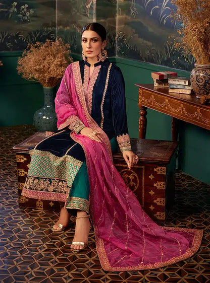 Zainab Chottani | Luxury Velvet Collection 23 | Amira - House Of Anaya