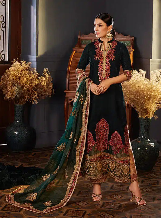 Zainab Chottani | Luxury Velvet Collection 23 | Zelena - House Of Anaya